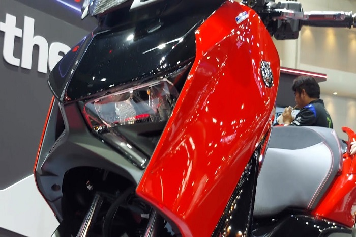 Yamaha XMAX 300 2024 Hadir dengan Warna Merah Glossy, Yuk Intip Spesifikasi dan Harganya