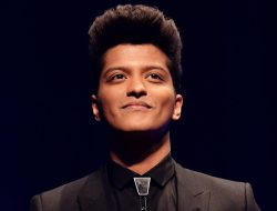 Viral Bruno Mars Dikabarkan Terjerat Hutang Judi Miliaran Rupiah, Ternyata Ini Faktanya!