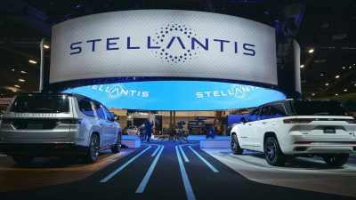 Penjualan Dinilai Menurun, Stellantis Terpaksa PHK 400 Karyawannya