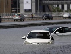 Hujan Badai dengan Intensitas Tinggi Selama Belasan Jam, Dubai UEA Dilanda Banjir Parah