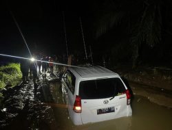 Mobil Terjebak Lumpur di Bungo Jambi, Satu Keluarga Tewas Mengenaskan