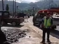 Viral! Bekas Lapak PKL Puncak Dibongkar, Malah Jadi Tempat Parkir Liar