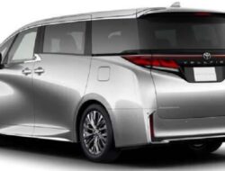 Usung Teknologi PHEV, Toyota Luncurkan Alphard dan Vellfire Tahun Depan