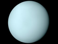 Berapa Lama Sebenarnya Satu Hari di Uranus Jika Dihitung dengan Waktu Bumi?