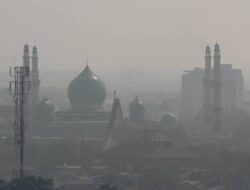 Kabut Polusi Selimuti Bumi, Pancaran Matahari Kian Melemah