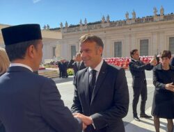Pertemuan Jokowi dengan Macron dan Trump di Vatikan, Dave Laksono: Sudah Akrab Sejak Lama