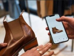 Tinggalkan Cara Lama, Perajin Sepatu Australia Kini Gunakan iPhone