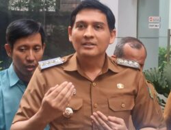 Wamendagri Sindir Lucky Hakim Terlalu Fokus pada Duniawi Saat Retret Cuti