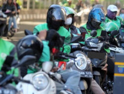 DPR Desak Pemerintah Usut Potongan Tarif Aplikasi Ojek Online